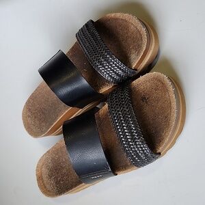 Reef black sandles